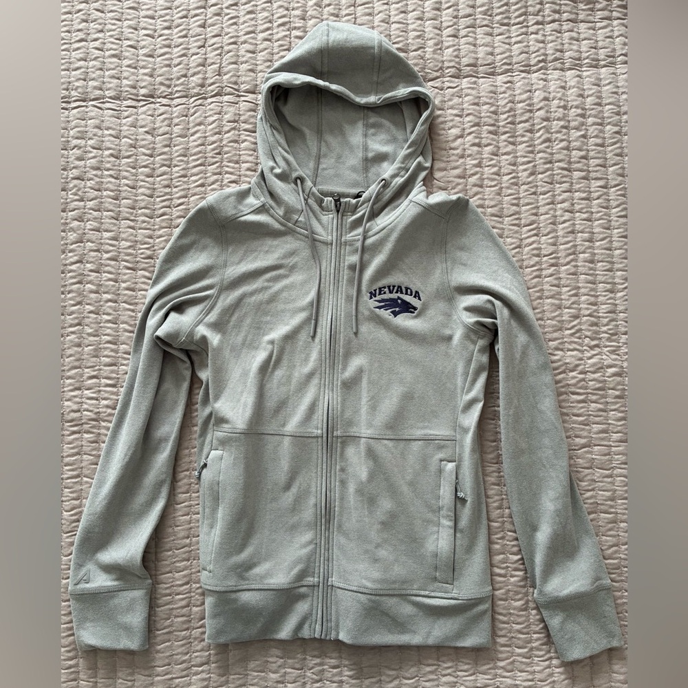 Nevada Wolfpack Gray Heather Zip-Up Hoodie